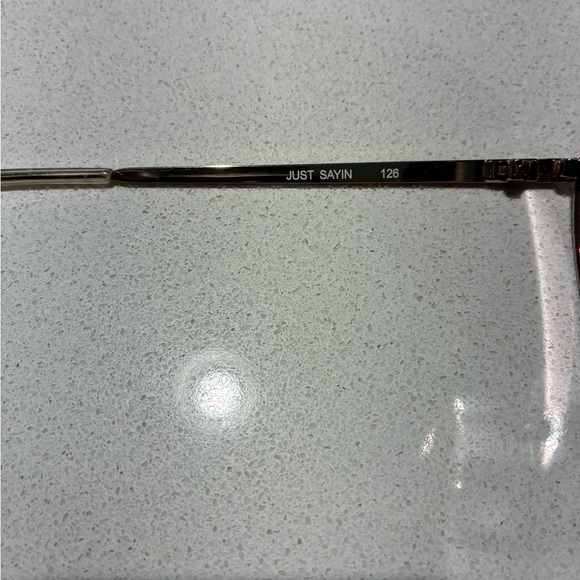 Quay Sunglasses with Pink Lenses - Picture 5 of 9